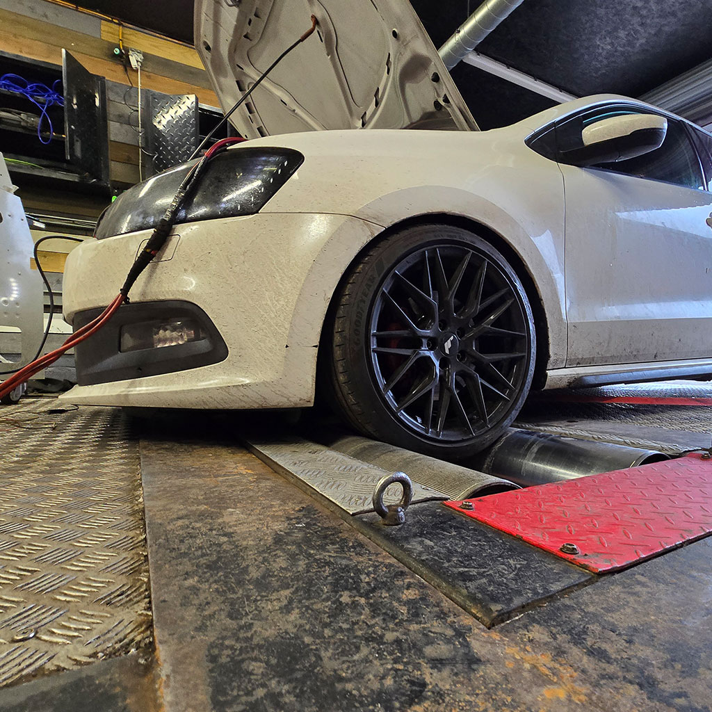 Llandow Tuning workshop tonypandy vw golf